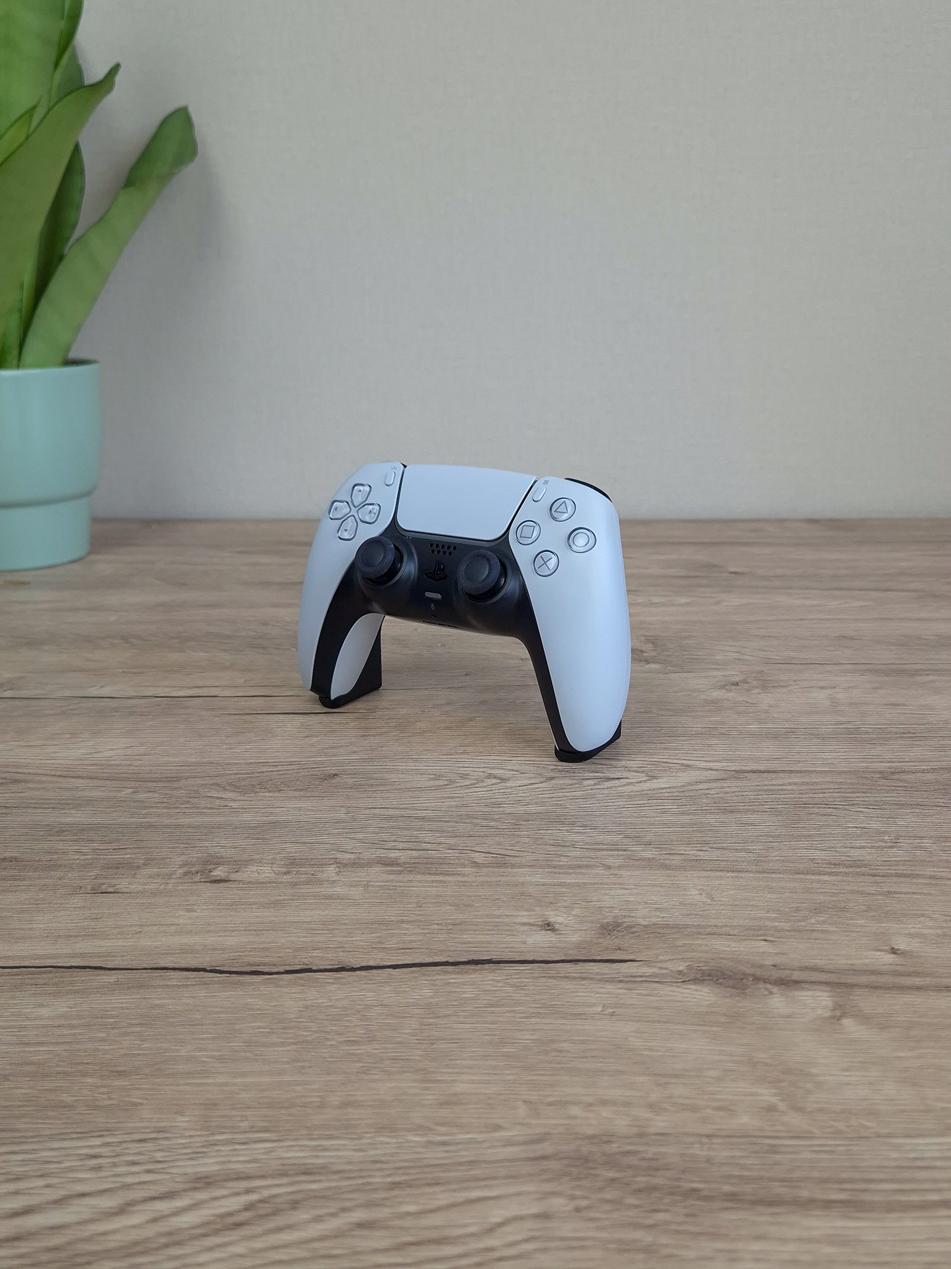 Invisible Controller Holder