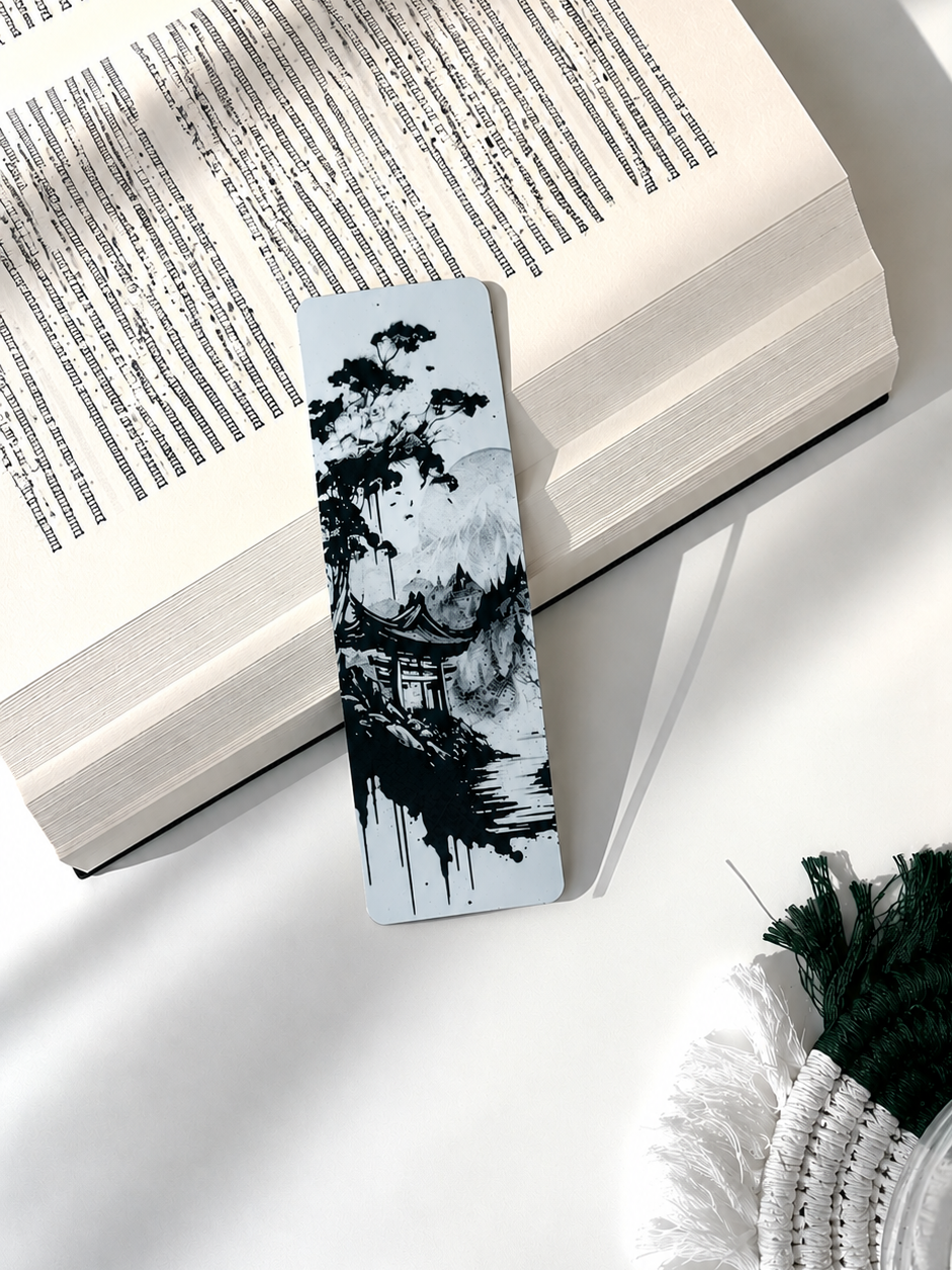 Bookmark with japanse nature design on a book.
