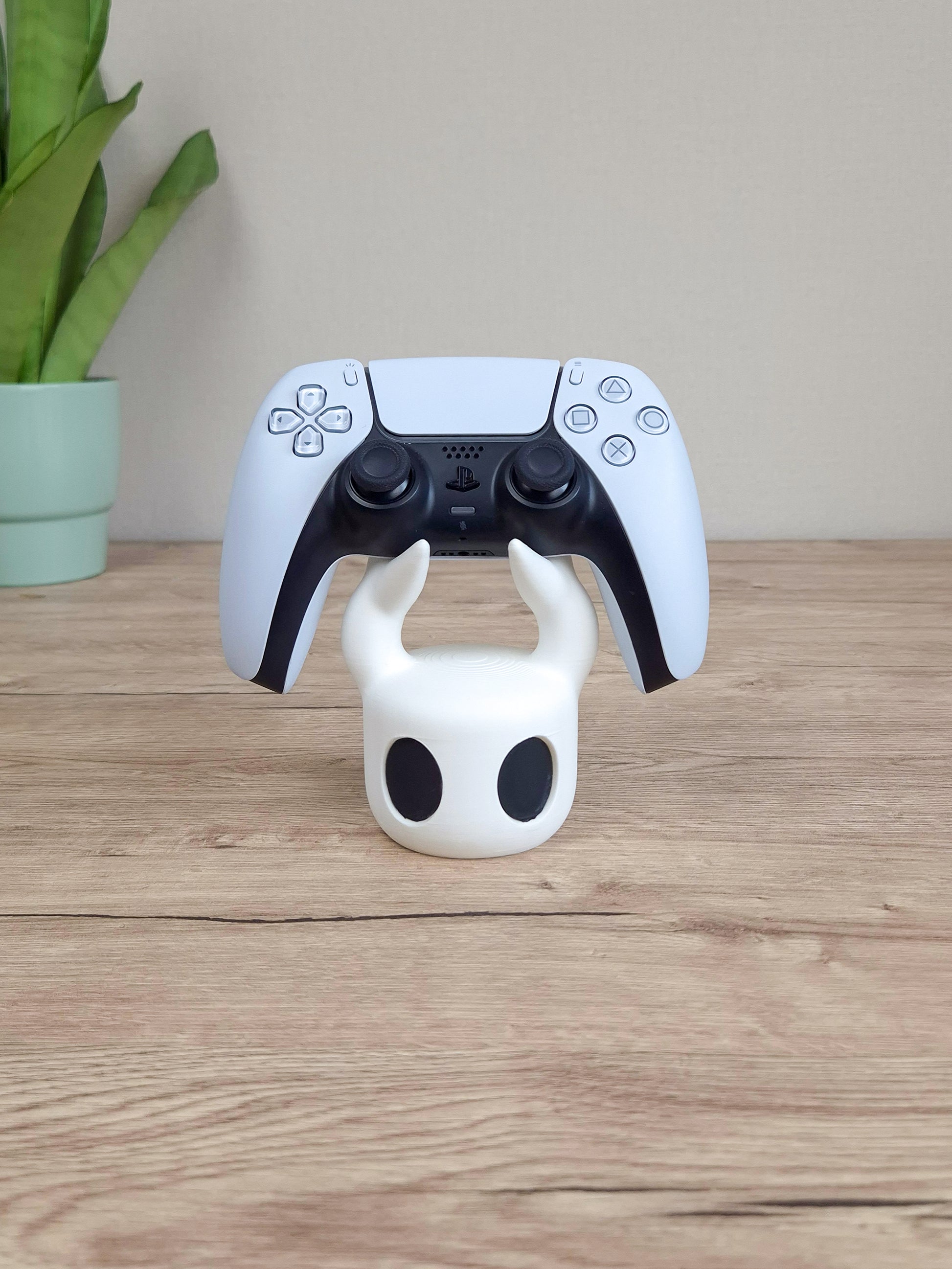 Hollow Knight Controller Holder