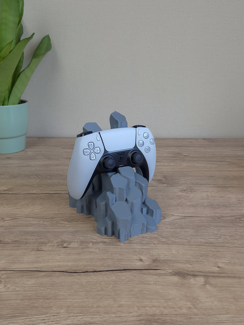 Quartz Controller Stand