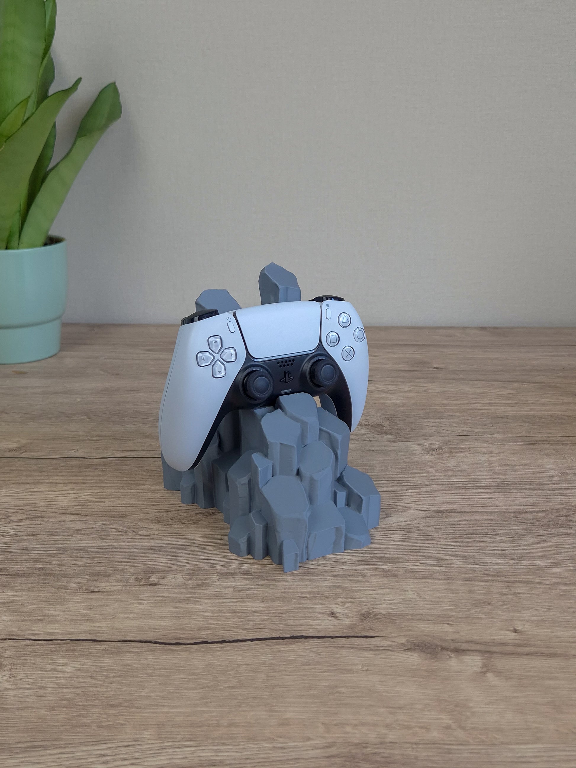 Quartz Controller Stand
