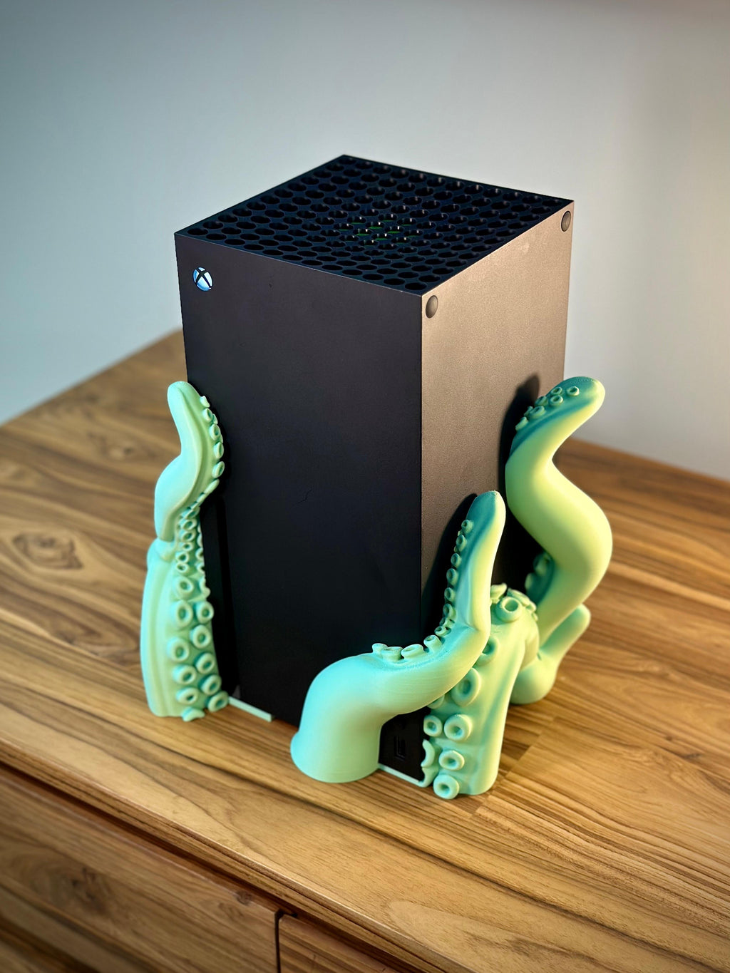 Xbox series X Tentacle Dock