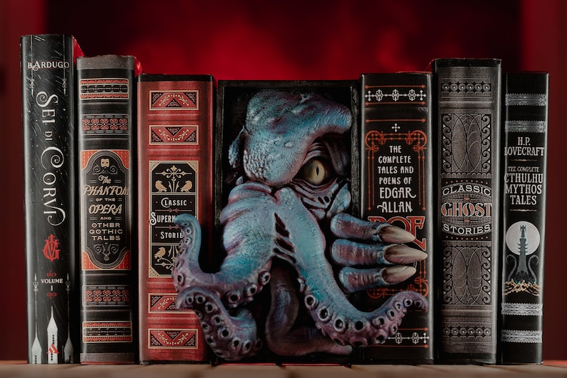 Cultist Book Nook