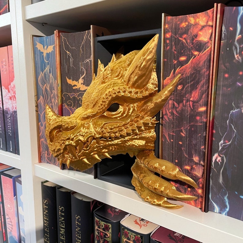 Dragon Book Nook with Tail