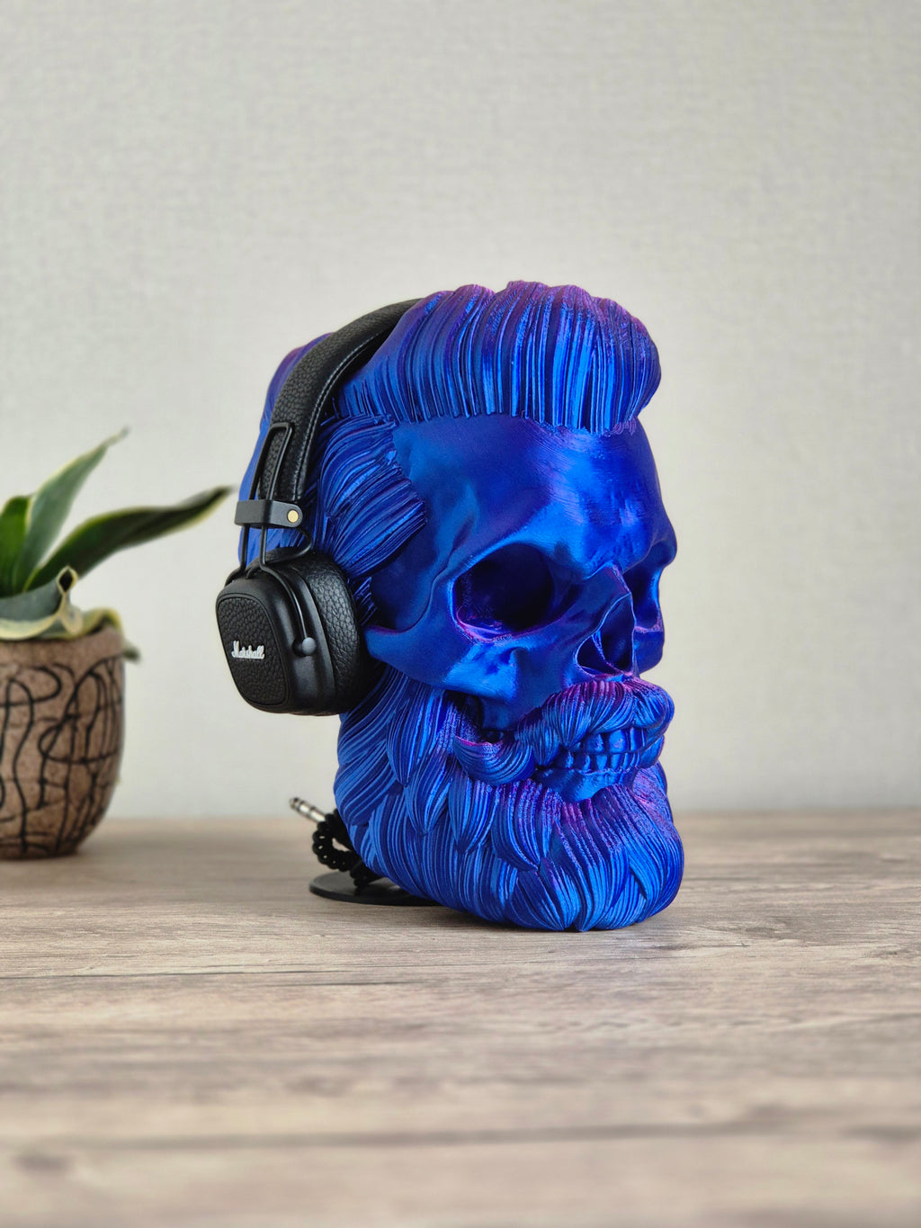 Bearded Skull Headphone Stand